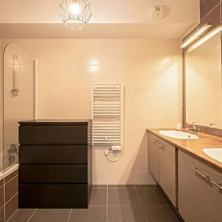Le P'tit Rimbaud, 6 Pers, Parking Privé, Jardin,wifi Montpellier